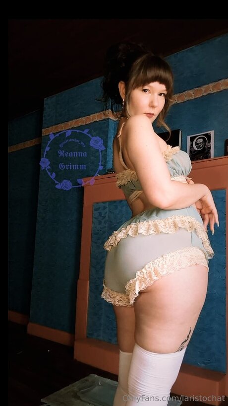 アンバー・オンリーファンズ 無料裸 アーカイブ