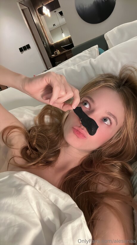 Alesanaa ポルノ女優 アーカイブ