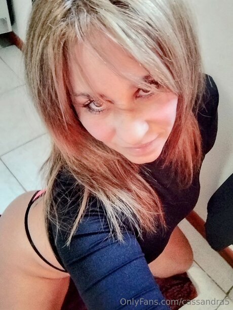 Cassandra5 トップ女優 画像