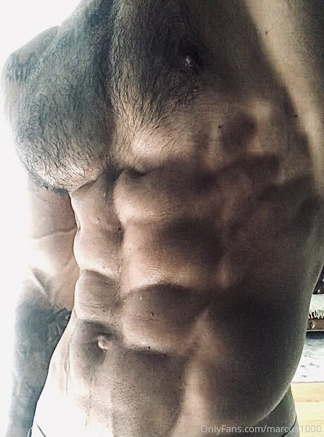 Marcus1000 ポルノスター 美しい 画像