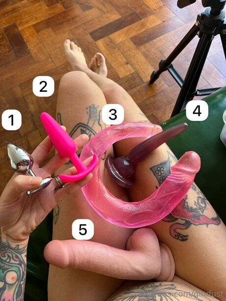 濡れたパンティーOnlyFans 素敵 ギャラリー