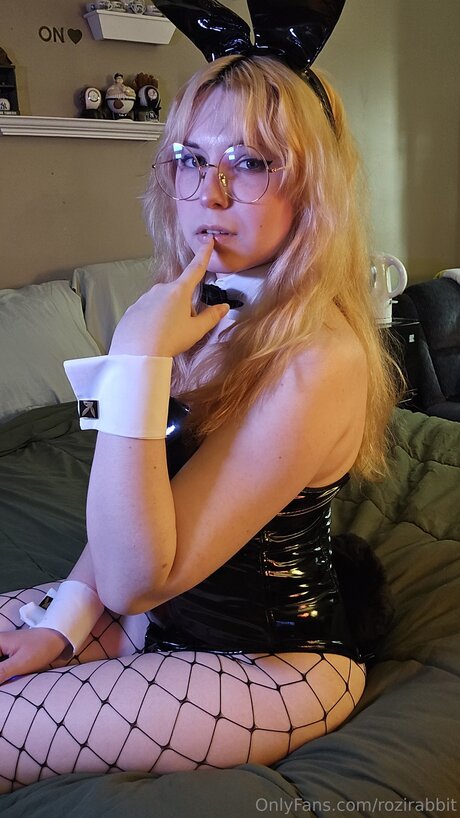 裸の熟女オンリーファンズ トップ 写真