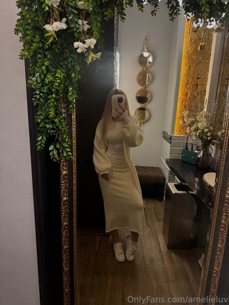 Amelieeluv ヌードモデル 画像