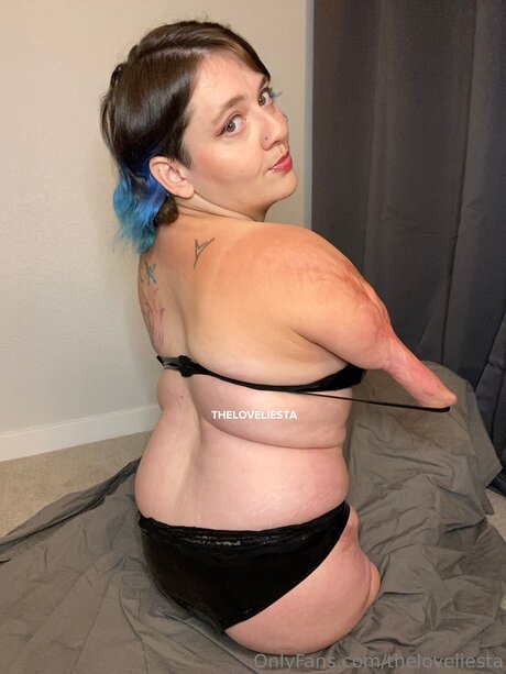 ヌード 屋外 OnlyFans 無料 画像