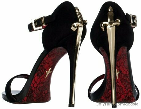 Godsia 美しいモデル 写真