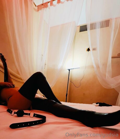 Godsia セックスモデル 写真