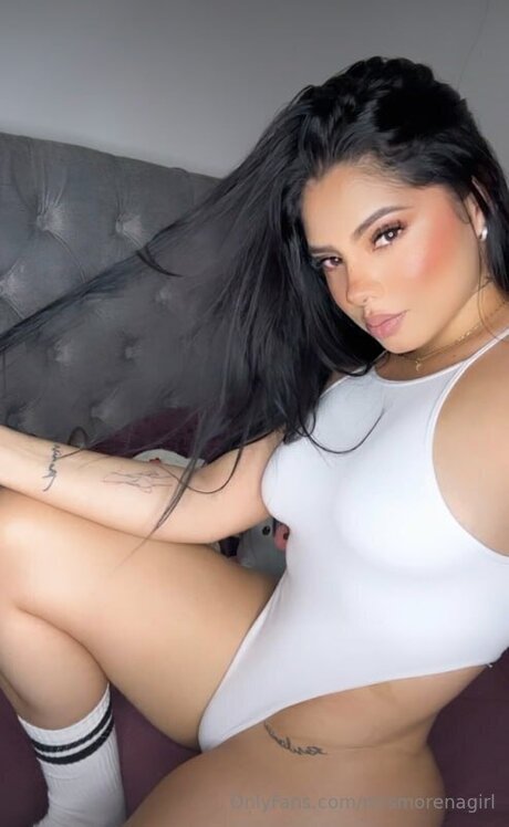 Mrsmorenagirl ホットなポルノスター 写真