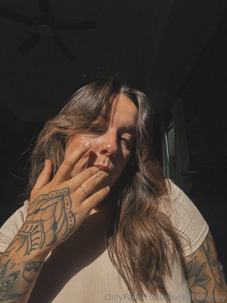 Stucklikehoney アートスター ギャラリー