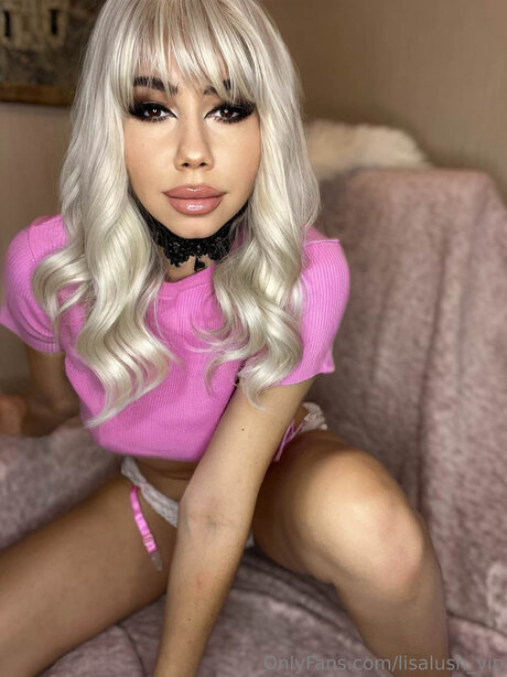 ぽっちゃり 主観視点 OnlyFans ポルノ 画像