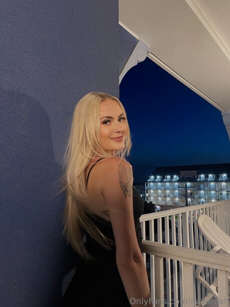 Nazareah 完璧なモデル 画像