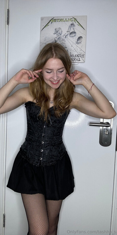 太めのブロンドオンリーファンズ 無料xxx 写真