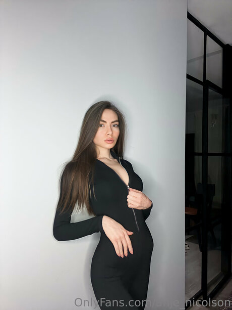 Anje Nicolson セックススター ギャラリー