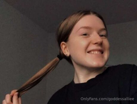 Goddessalliee 独占ポルノスター ギャラリー