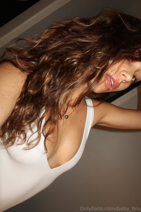 Baby Bru トップポルノスター 写真