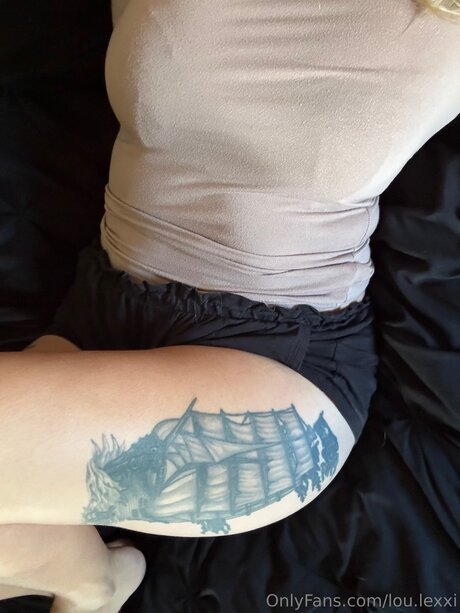 Lou Lexxi スター アーカイブ