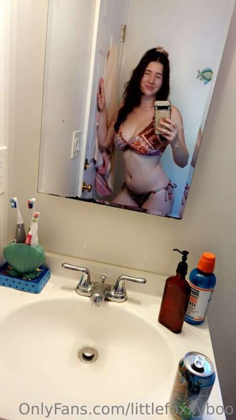 Littlefoxxyboo かわいいポルノスター 画像