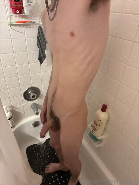 Ethanlustx ポルノモデル ギャラリー