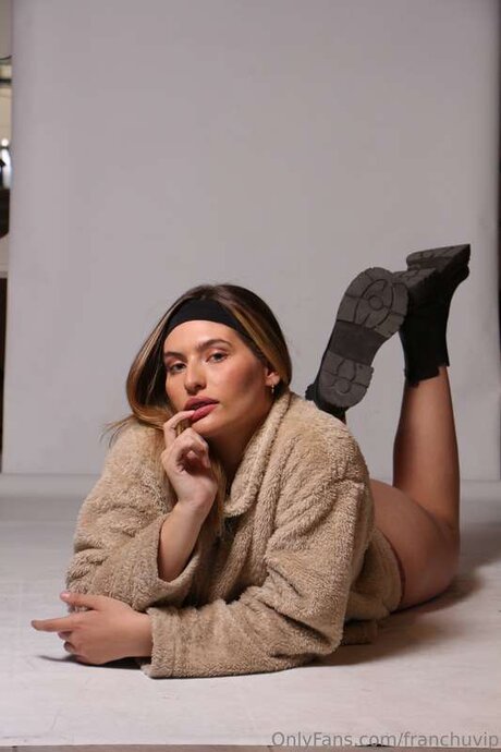 Franchuvip アダルトモデル 画像