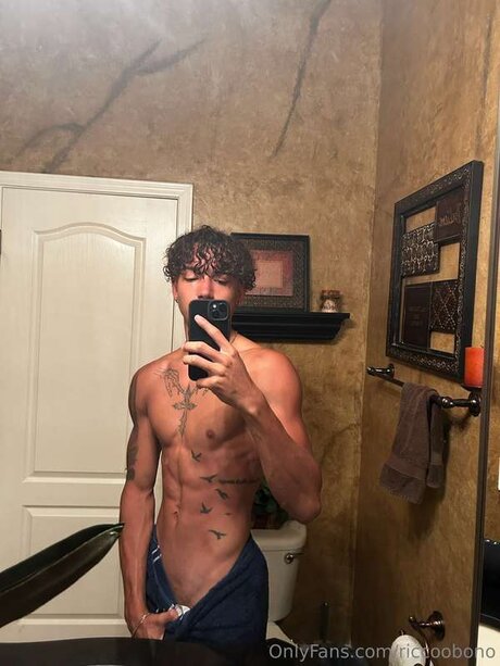 ゲイの乳首OnlyFans ポルノ アーカイブ