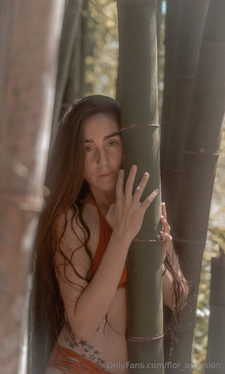 Flor Apassion ホットなモデル 写真