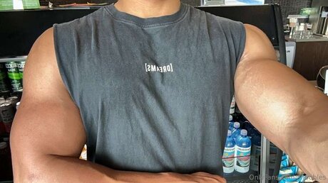 Snoobles トップポルノスター 写真