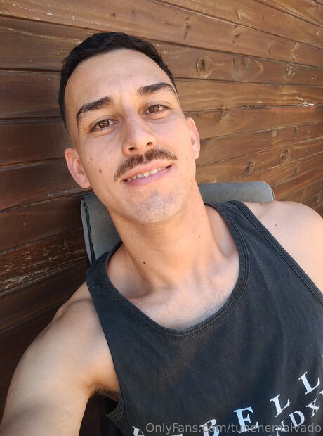 ボールズオンリーファンズ HD 写真