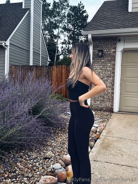 アジア人のティーンの足 オンリーファンズ ポルノ 写真