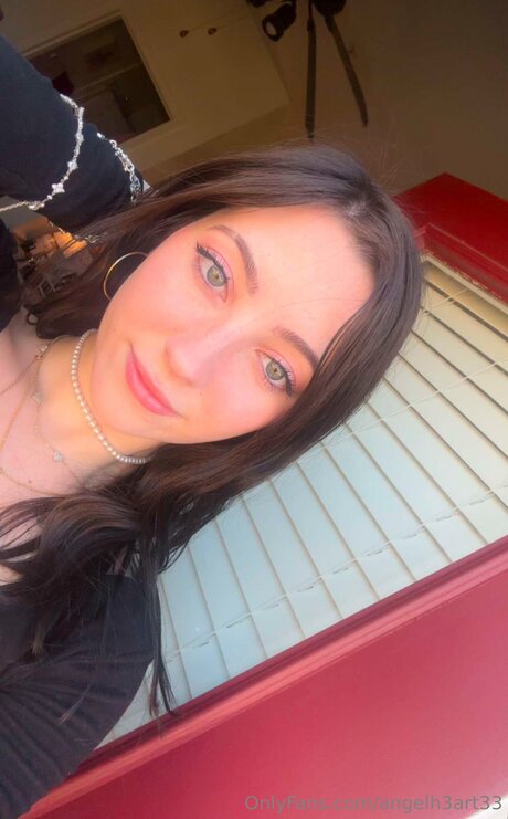 Angelh3art33 XXXモデル 写真