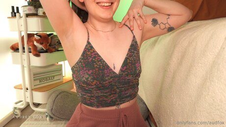 Audfoxx ポルノスター 独占 画像