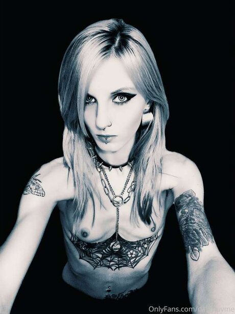 Daisyluvme xxxモデル 写真