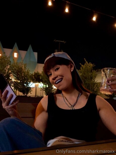 Sharkmaross 限定スター 写真