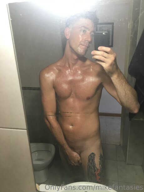 Mikefantasies アダルトスター 写真