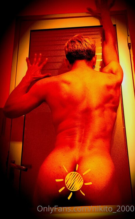 Nikito 2000 セクシーモデル 写真