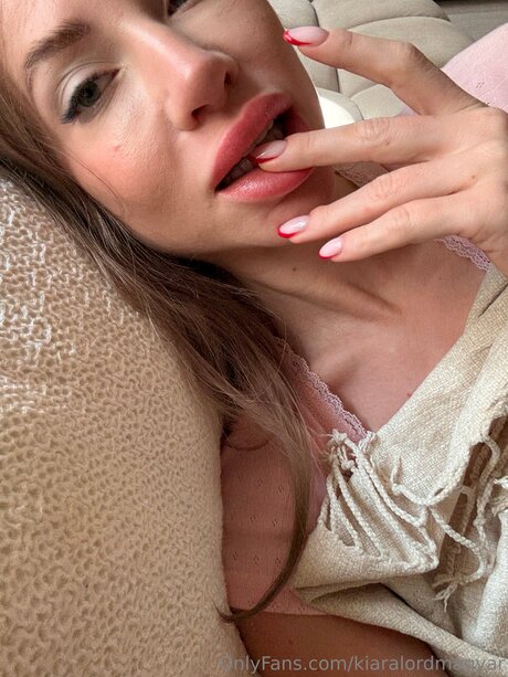 ポーグガールズオンリーファン 無料セックス 画像