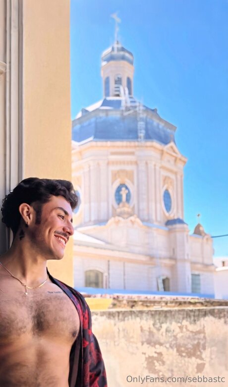 18歳以下の無料OnlyFans えろた 画像