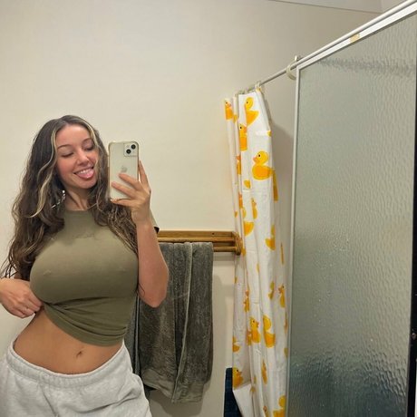 50歳以上のオンリーファンズ 無料エロ 写真