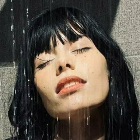 Prescindible ヌードモデル 写真