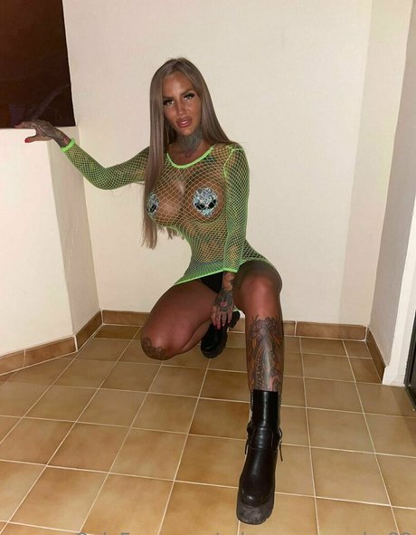 schwarzemamba89 xxx女優 写真