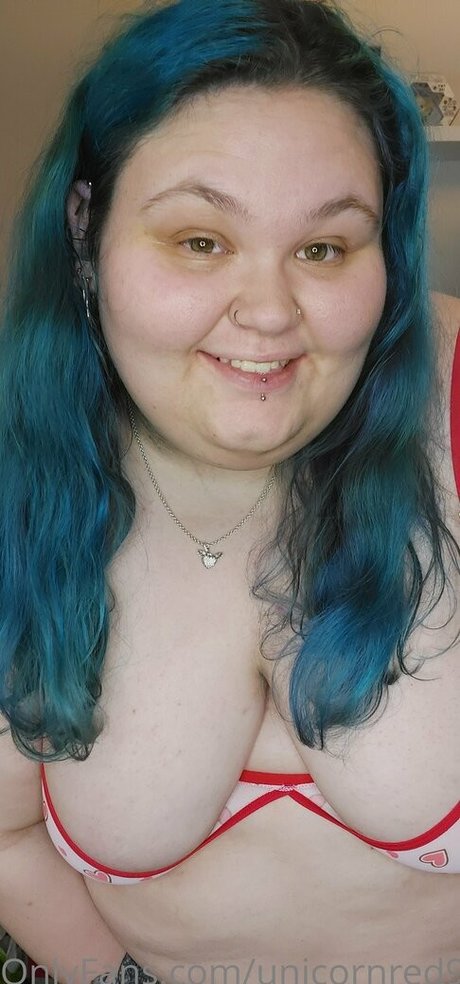 大学生のオンリーファンズ アダルト 画像