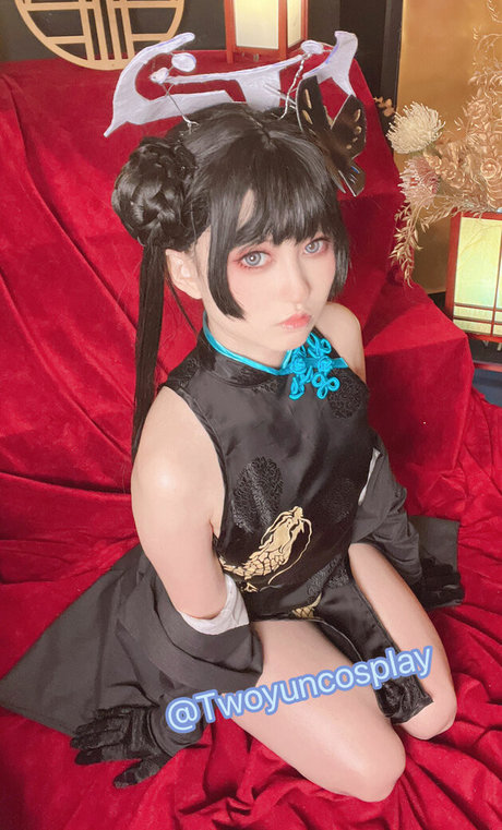 Twoyun 美しいモデル 画像