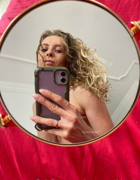 sexsweetblonde 裸のモデル 写真