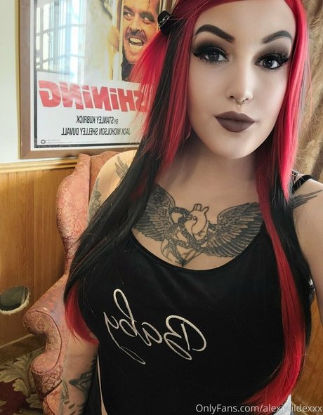 alexiwildexxx アダルトモデル 写真