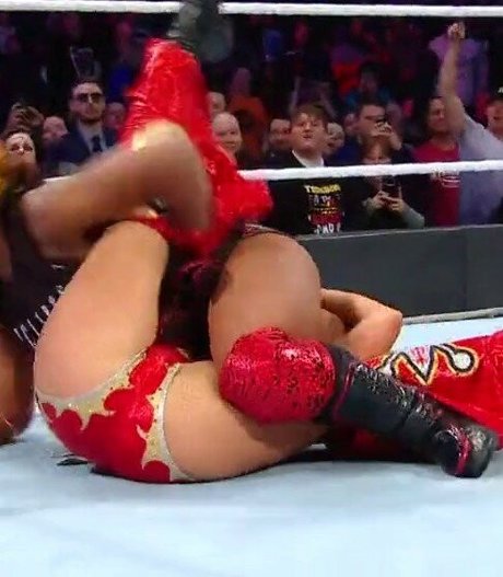 小柄なティーンオンリーファン アートヌード ギャラリー