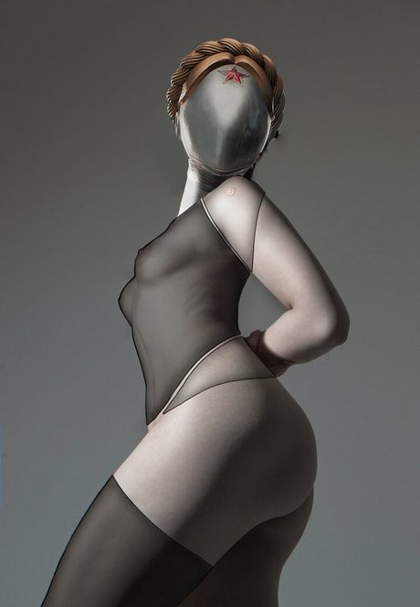 hioshicos 裸モデル 画像