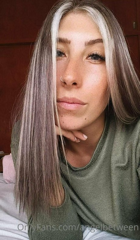 金髪レズビアンオンリーファンズ 無料ヌード 写真