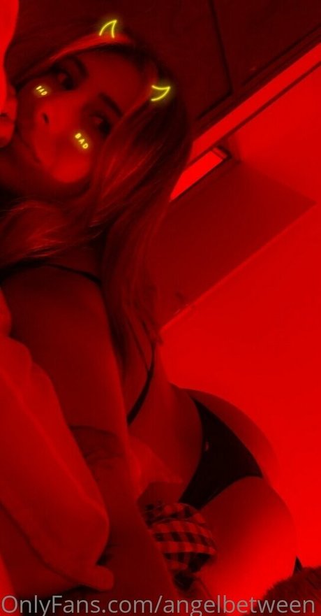 小さなオンリーファンズ ホット裸 画像