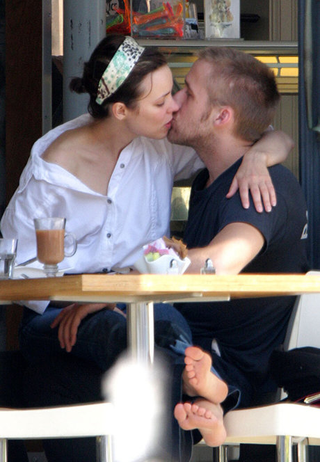 アジア人のティーンの足 オンリーファンズ HD 写真