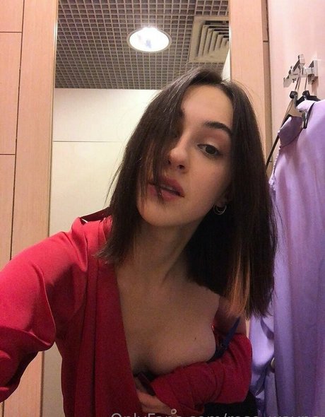 英国のティーンオンリーファン セクシーヌード 写真