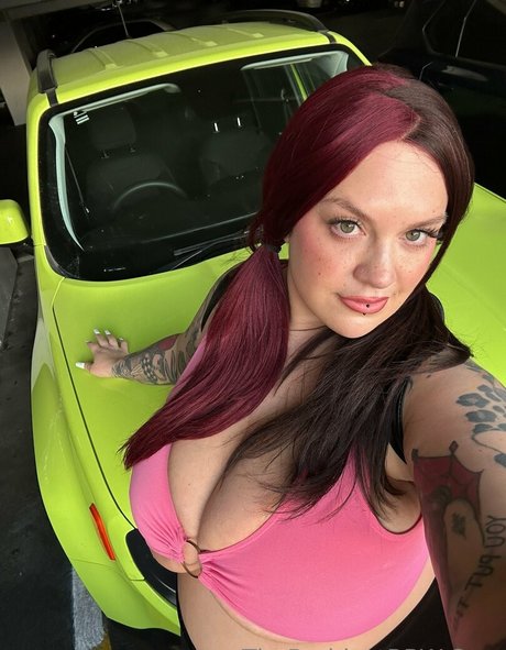 ポーグ xxx オンリーファンズ ヌード 画像