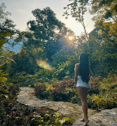 xmiranda99 女優 写真